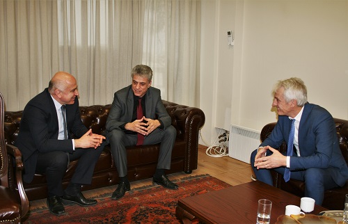 diaxirisi aporimata130220 1