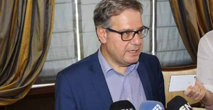 &Mu;ή&nu;&upsilon;&mu;&alpha; &tau;&omicron;&upsilon; &Alpha;&nu;&tau;&iota;&pi;&epsilon;&rho;&iota;&phi;&epsilon;&rho;&epsilon;&iota;ά&rho;&chi;&eta; &Kappa;&alpha;&beta;ά&lambda;&alpha;&sigmaf; &gamma;&iota;&alpha; &tau;&eta;&nu; &Epsilon;&rho;&gamma;&alpha;&tau;&iota;&kappa;ή &Pi;&rho;&omega;&tau;&omicron;&mu;&alpha;&gamma;&iota;ά